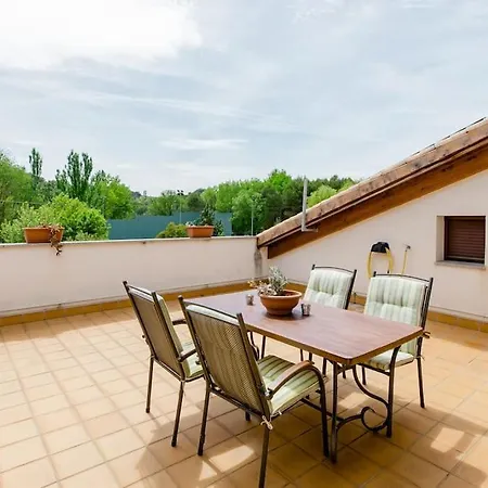 Privada Salto Apartament Pozán de Vero